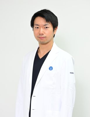 大学院(s) 大学院(s)